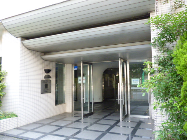 ブルーライン 阪東橋駅 徒歩2分 11階建 築39年の外観写真