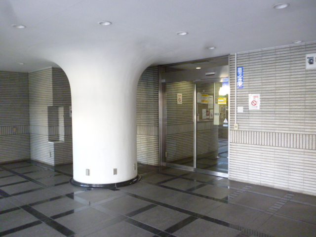 ブルーライン 阪東橋駅 徒歩2分 11階建 築39年の外観写真