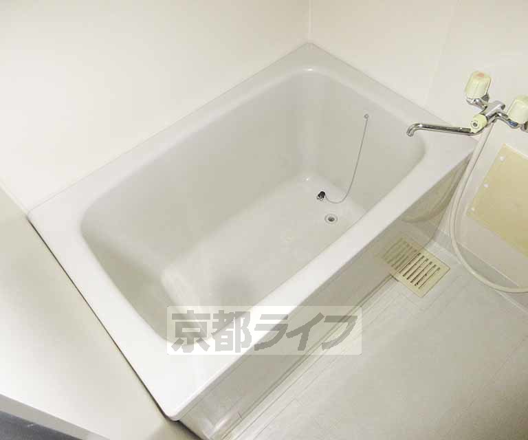 バス・シャワールーム　とっても綺麗なお風呂です