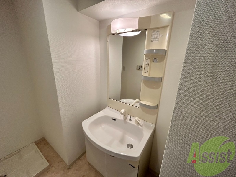 洗面設備　洗面台は独立していて、使いやすそうです。