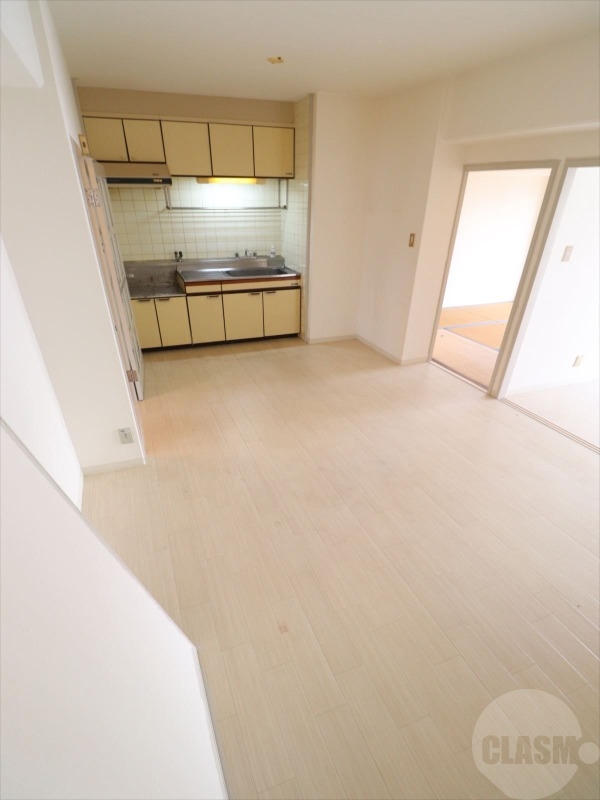 居室・リビング　９帖のリビングルーム