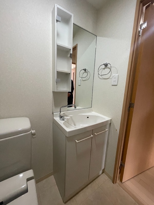 洗面設備　※同じ建物の306号室の室内写真です。