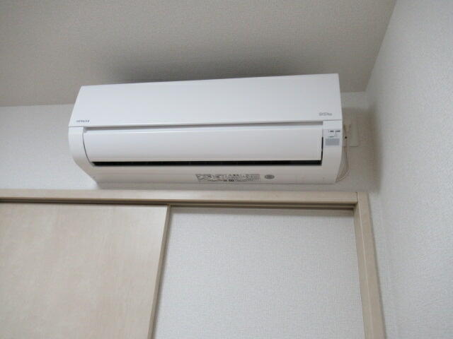 その他設備　エアコン（洋室）