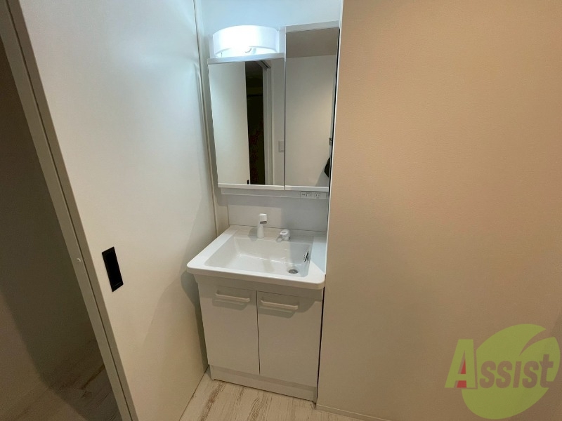 洗面設備　シャンプードレッサーで身支度もラクラクです！