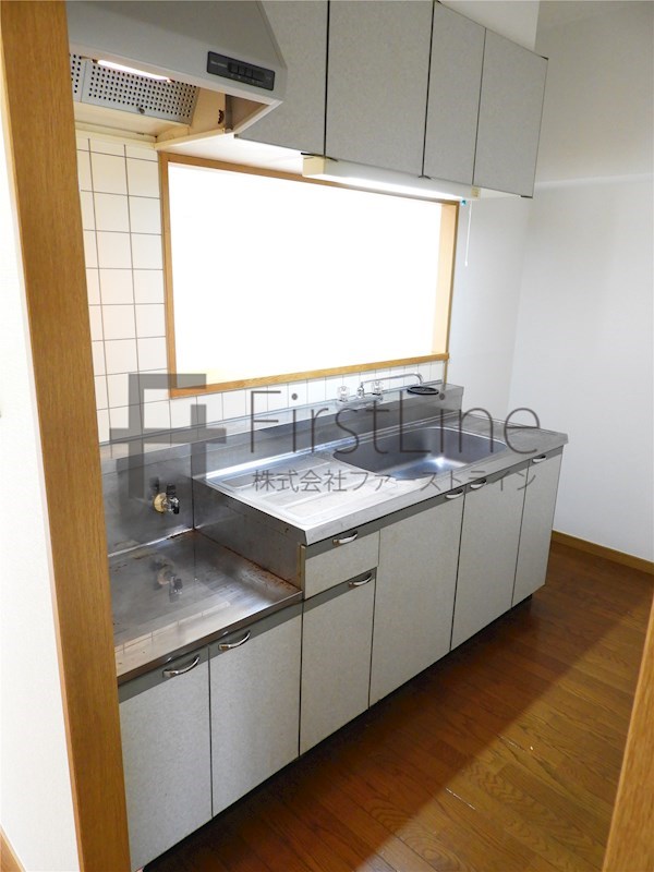 キッチン　別号室の写真です