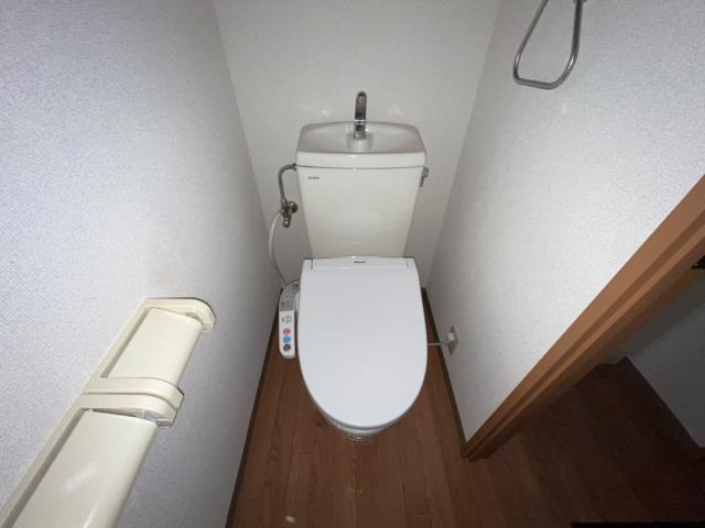 トイレ　シャワー付トイレ