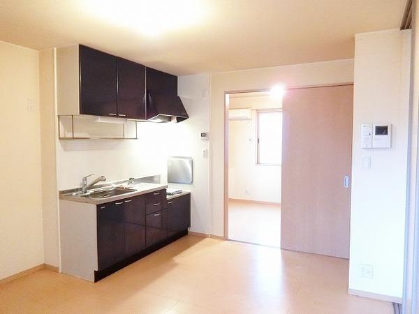 居室・リビング　フローリング！