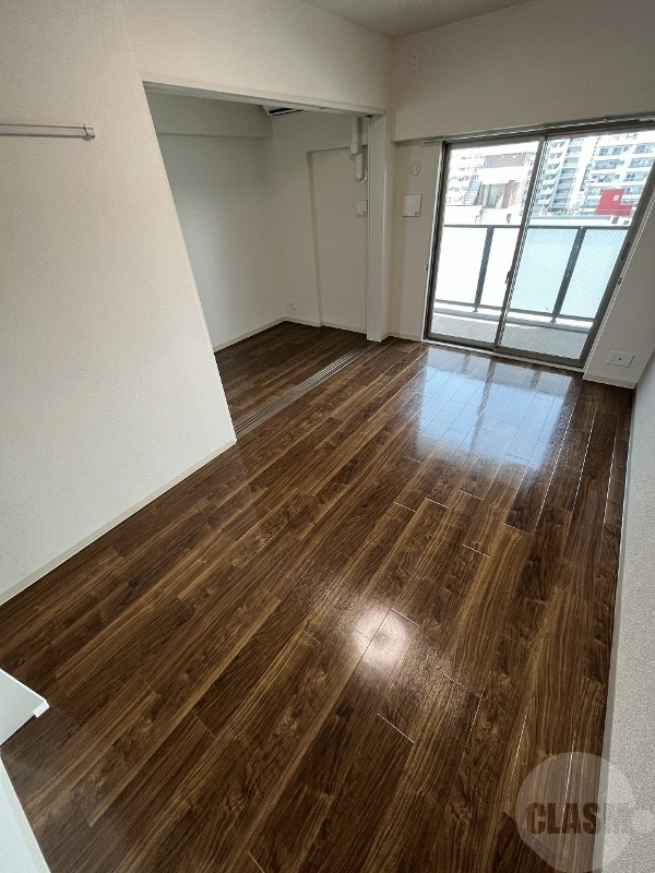 居室・リビング　１３．１帖の