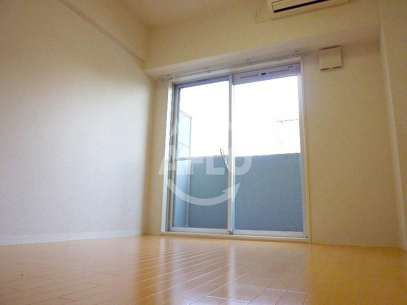 居室・リビング　プロシード大阪城南　リビング