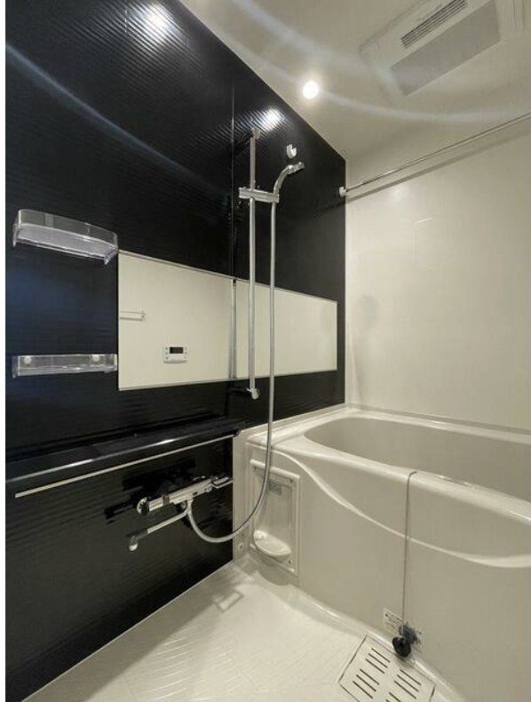 バス・シャワールーム　バス