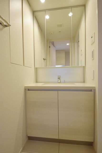 洗面設備　独立洗面台