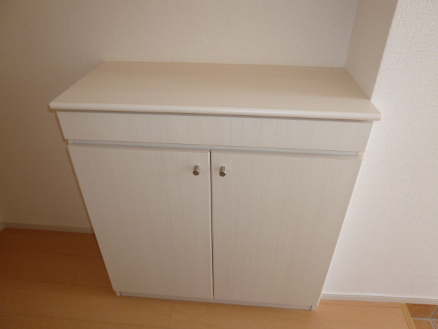 玄関　シューズボックス