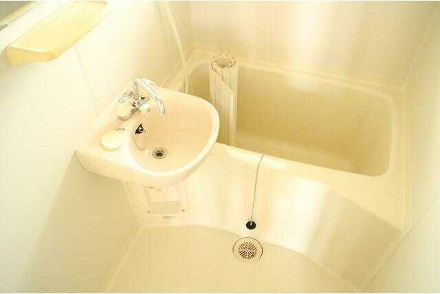 バス・シャワールーム　日々の暮らしに欠かせないお風呂です