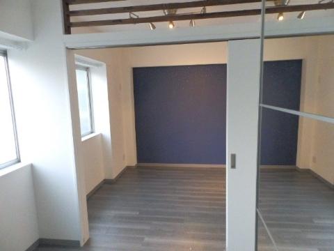 居室・リビング　室内