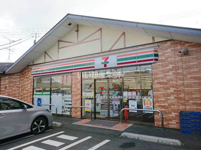 コンビニ　セブンイレブン 長崎上小島5丁目店（コンビニ）まで462m