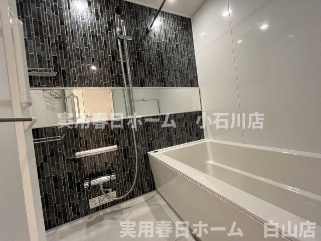 バス・シャワールーム　※類似間取り別部屋参考写真となります