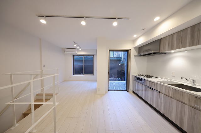 居室・リビング　居室※別部屋参考写真