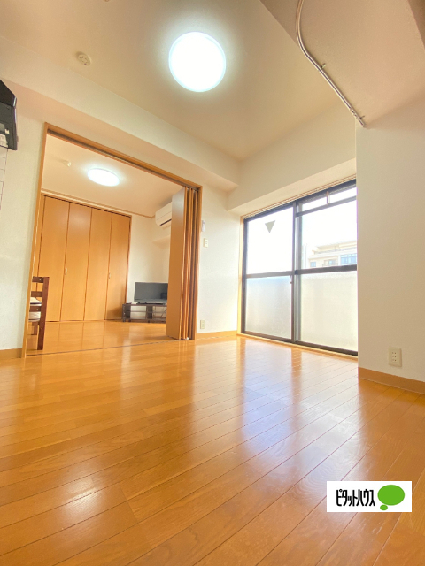 居室・リビング　１１０８　イメージ