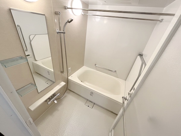 バス・シャワールーム　※別部屋の参考写真です。