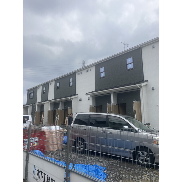 建物外観　建築中