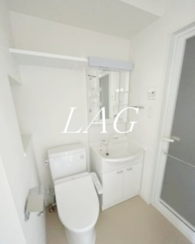 洗面設備　独立洗面台です。