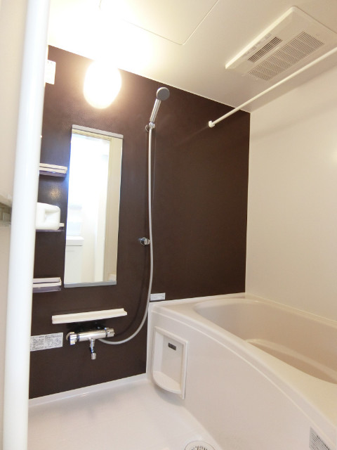 バス・シャワールーム　追い焚き付