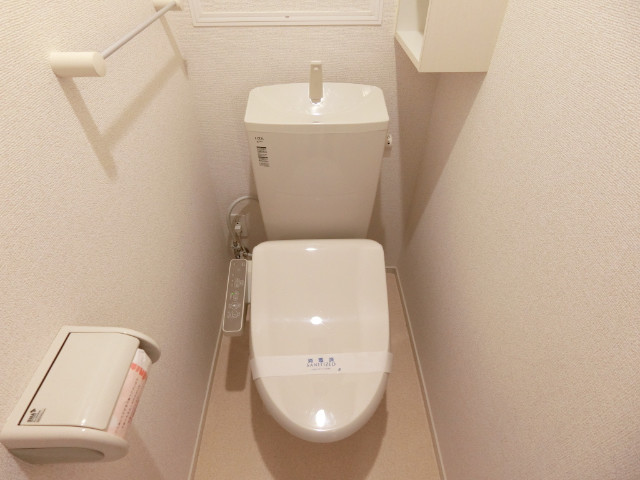 トイレ　シャワートイレ