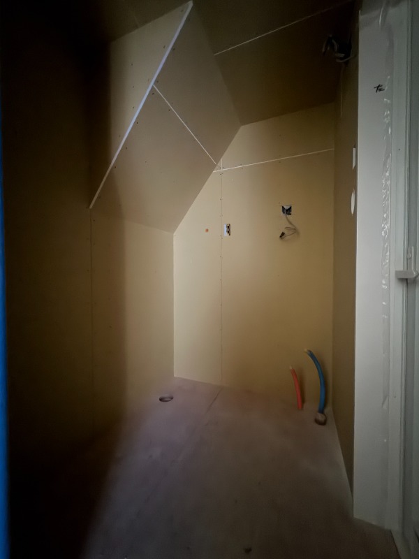 洗面設備　建築工事中です