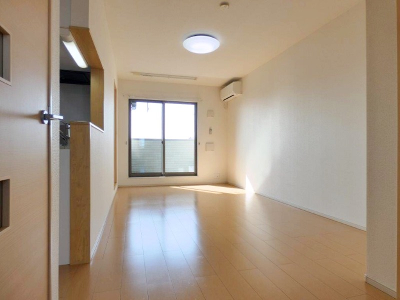 居室・リビング　図面と現状に相違がある場合には現状を優先