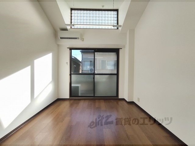 居室・リビング　居室