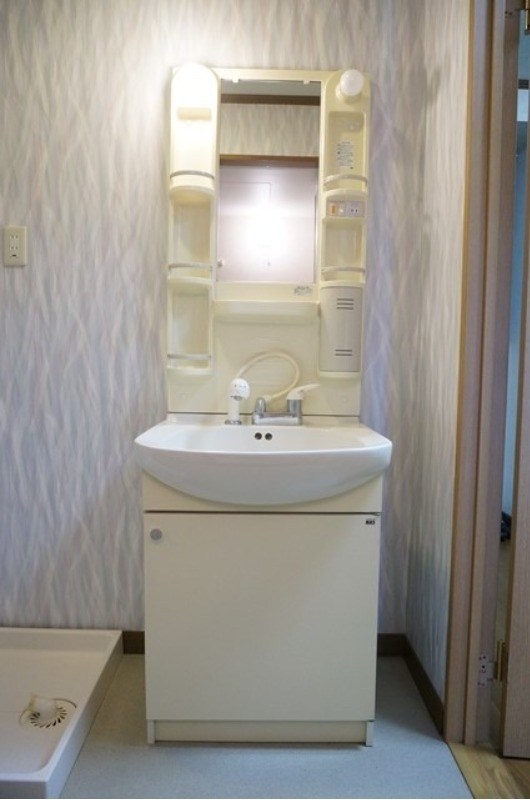 洗面設備　図面と現状に相違がある場合には現状を優先