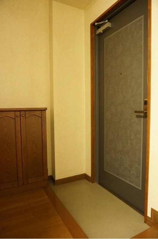 玄関　図面と現状に相違がある場合には現状を優先