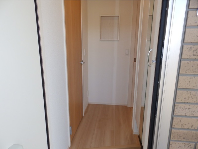 玄関　図面と現状に相違がある場合には現状を優先