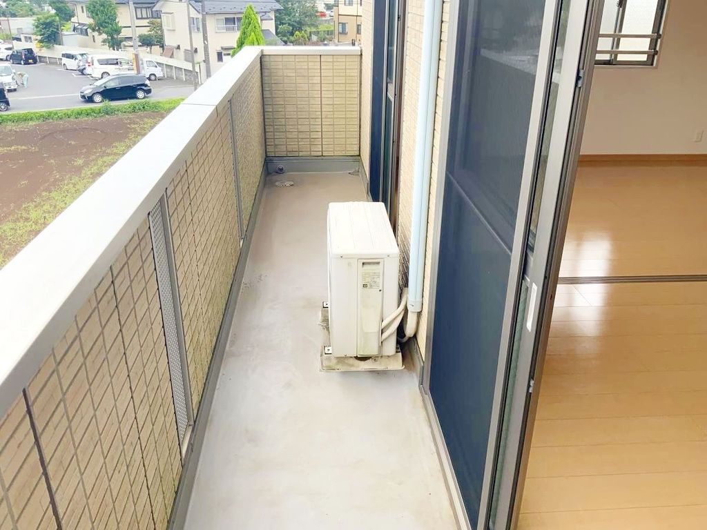 バルコニー　バルコニー