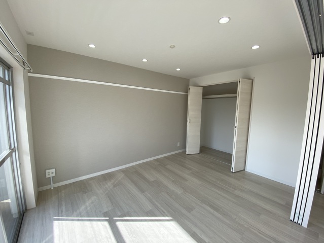 居室・リビング　別号室の写真です。