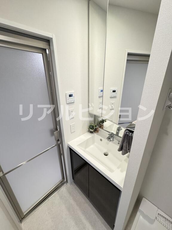 洗面設備　家具家電は付きません。