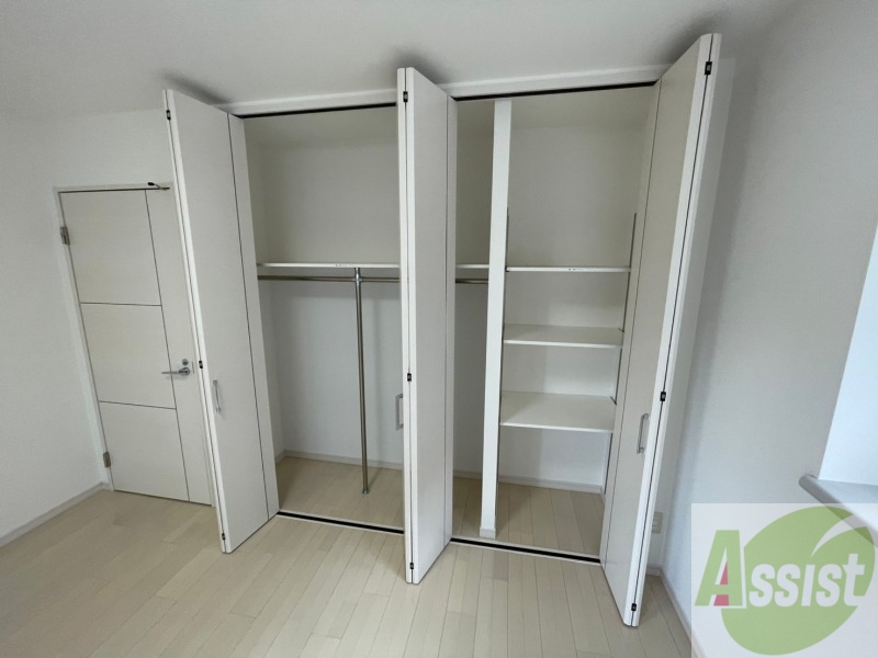 収納　収納もバッチリあるのでお部屋が片付きますよ！