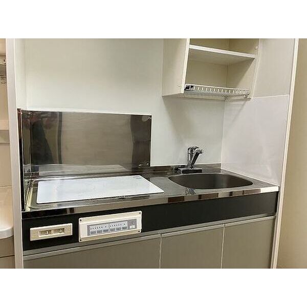 キッチン　キッチン　※同タイプの部屋のお写真です