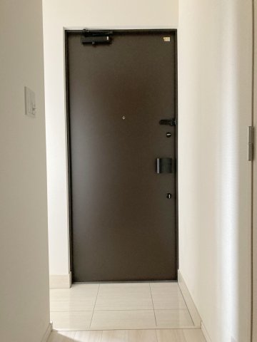 玄関　ディアレイシャス錦糸町