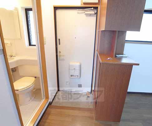 玄関　ダイニングを見せない造り！