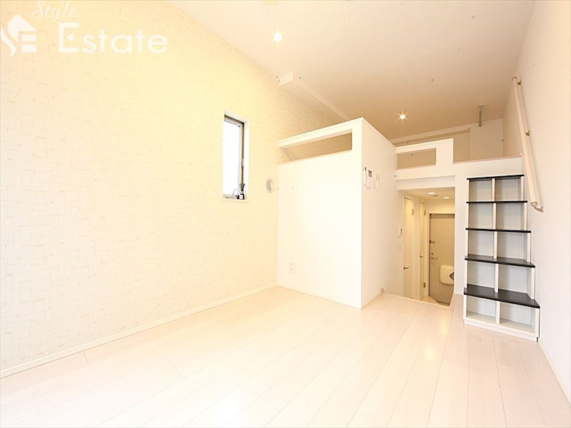 居室・リビング　内装