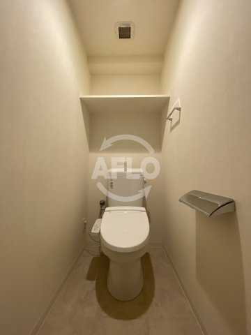 トイレ　レジデンス富貴屋　温水洗浄便座