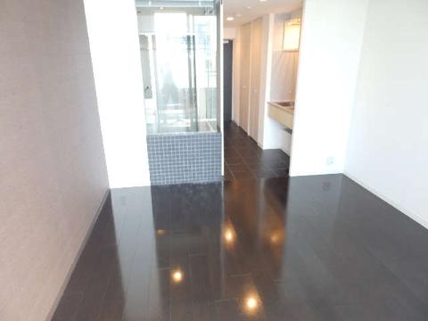 居室・リビング　室内