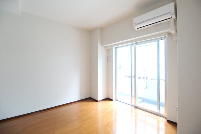 居室・リビング　きれいな洋室です