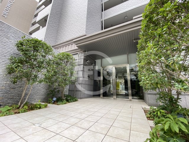 エントランス　エスリード梅田北　エントランス