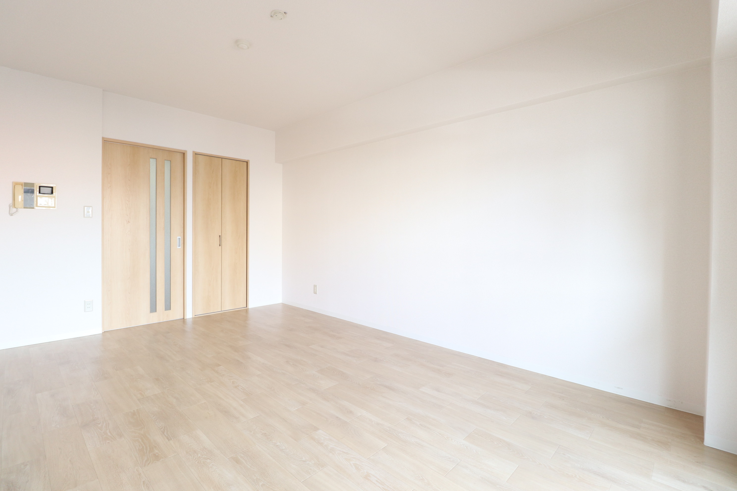 居室・リビング　10帖の広々快適なお部屋♪