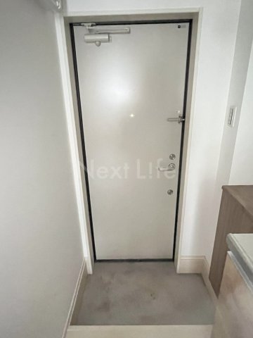 玄関　アザーレディオン相模大野