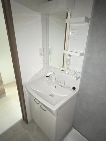 洗面設備　アザーレディオン相模大野