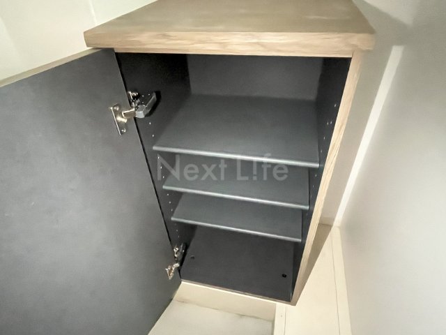 収納　アザーレディオン相模大野