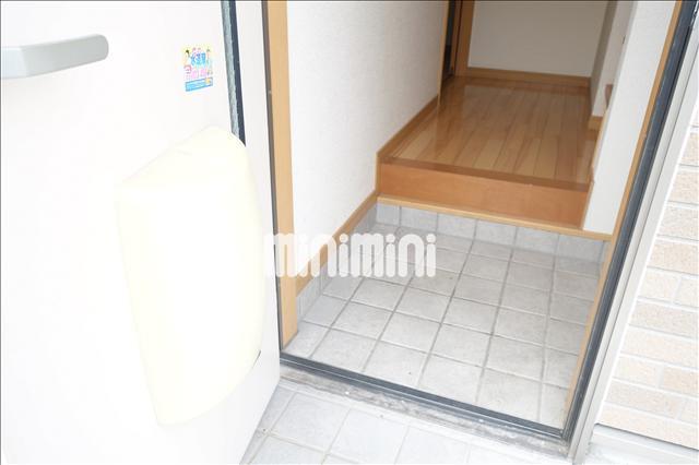 その他設備　南側の和室もエアコン付です。